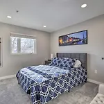 Chic Boise Abode Walk To Bars And Restaurants!