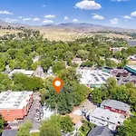 Condo 24! Prized Location. Modern! Bright! Enjoy!