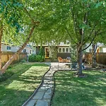 Historic Northend One Bedroom Home Near Foothills
