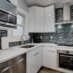 The Lilly Pad Brand New In Hyde Park! Pet Friendly, Fully Fenced Yard, Walking Distance To Hyde Park Shops, And Dining And Camel\'S Back Park