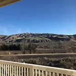Mountain View Memories Gorgeous Views! 2 Story Pristine Condo Close To Foothills, Trails, Table Rock, Greenbelt, Bown Crossing And Barber Park In Se Boise