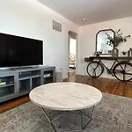 Home Sweet Idahome, Feels Like Home With All The Decor You Wish You Could Afford King Bed In Master, Fully Fenced Dog Friendly Yard, A Few Blocks From Bsu And Downtown Boise, Your Perfect Stay!