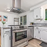 Cozy Boise Home With Private Yard And Game Room