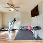 1 Mi To Boise Towne Square Home With Patio!
