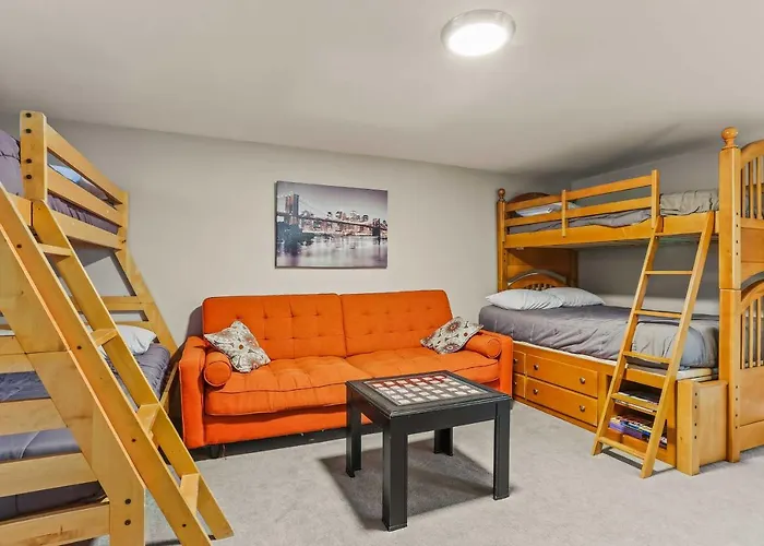Spacious Family Home With Garage Game Room And Office!