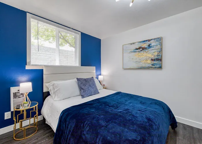 New Downtown On Bsu Campus 3 Beds Fully Remodeled