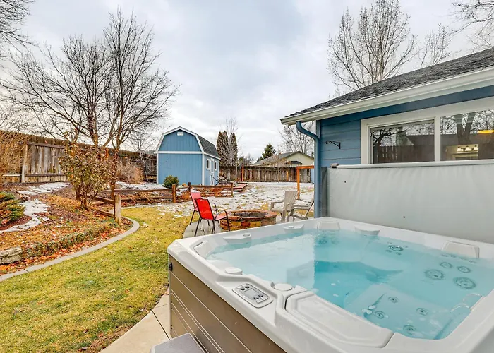 Private Hot Tub And Backyard Boise Family Home
