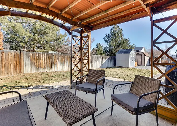 1 Mi To Boise Towne Square Home With Patio!