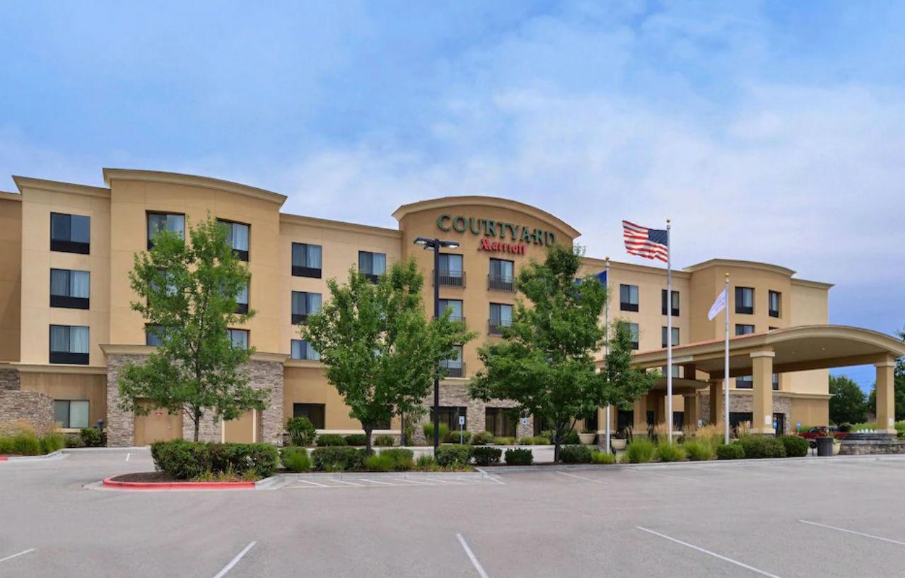 Courtyard By Marriott West/meridian