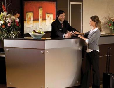Hotel Airport By Ihg