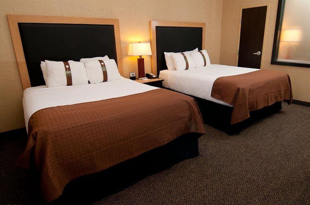 Hotel Airport By Ihg