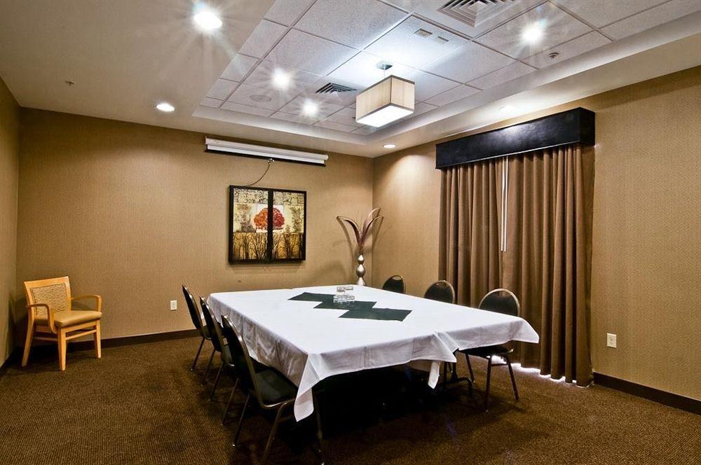 Airport By Ihg Hotel Boise