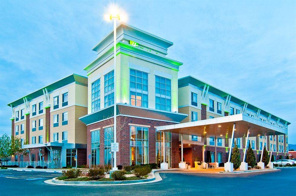 Hotel Airport By Ihg 3*