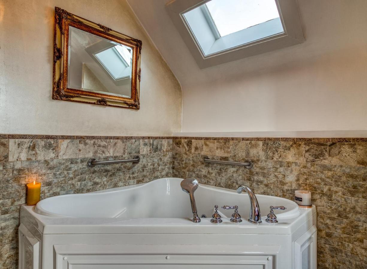 Bed & Breakfast Franklin House 2*