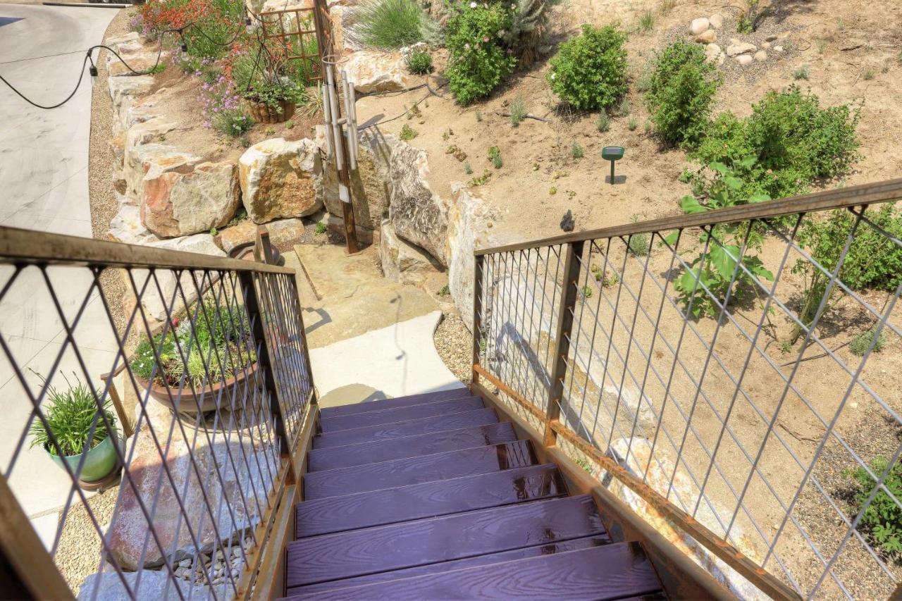 Stylish And Modern With Foothills Views! * Boise