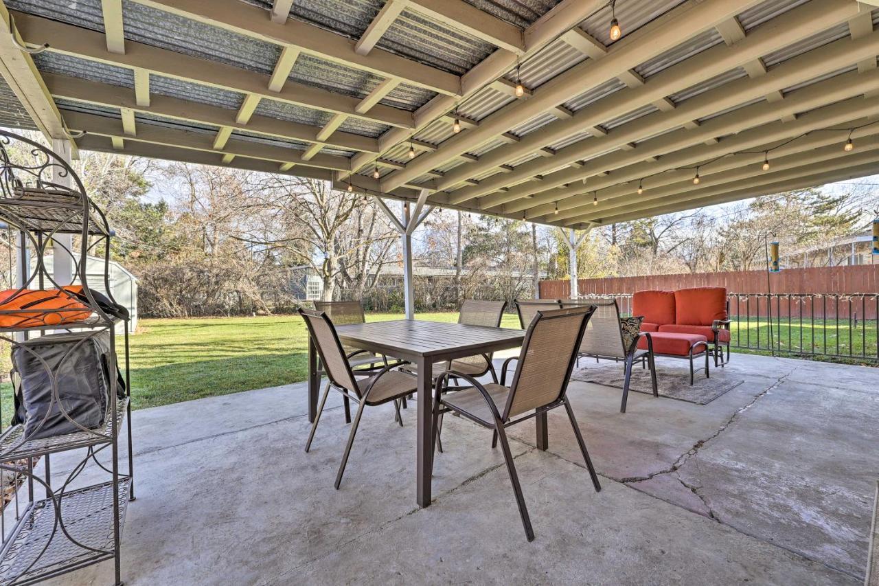 Quiet 1955 With Patio And Fire Pit In Boise! Holiday home *