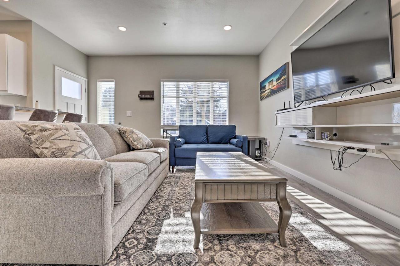Apartment Chic Abode Walk To Bars And Restaurants!