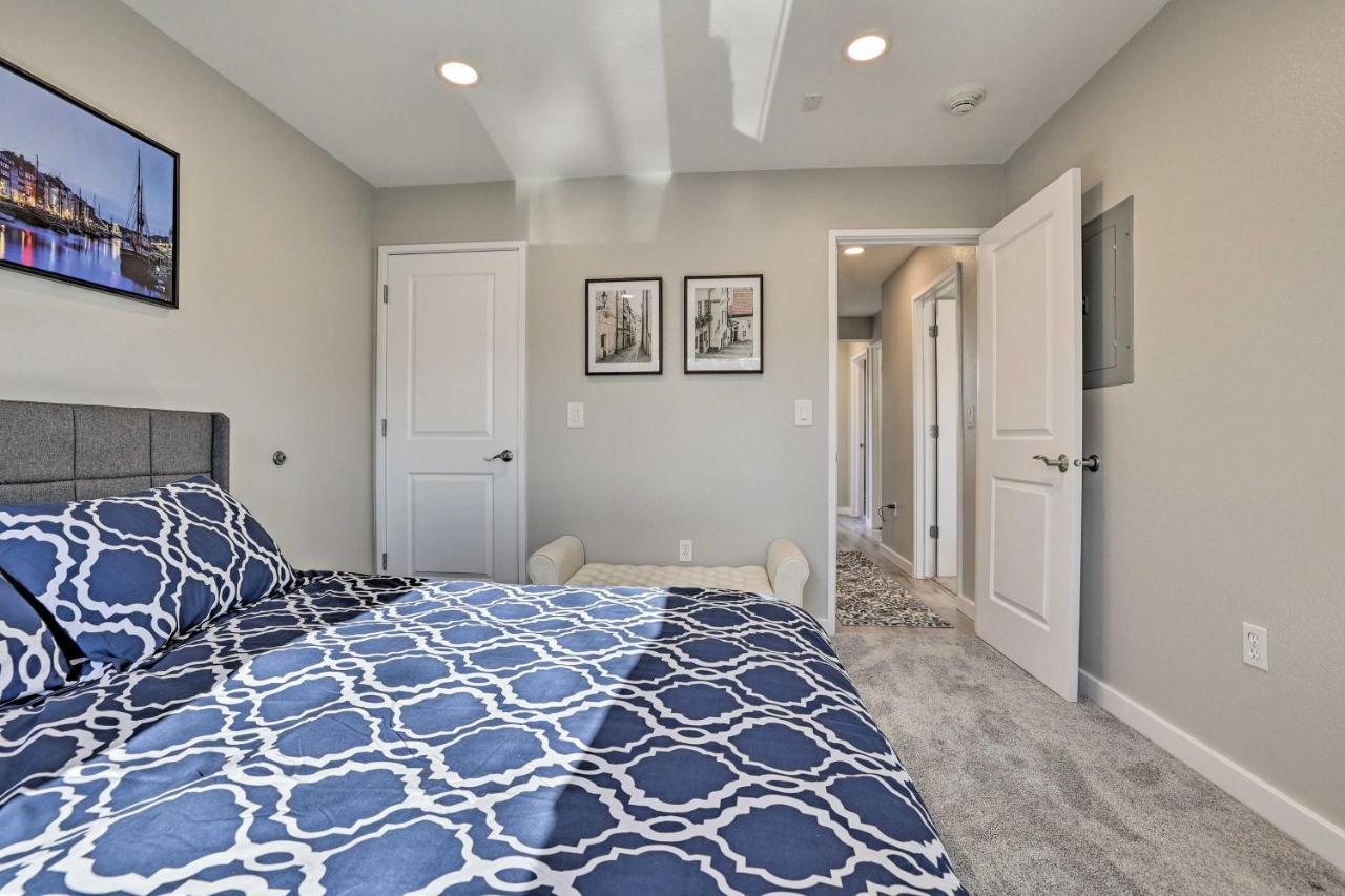 Chic Abode Walk To Bars And Restaurants! Apartment