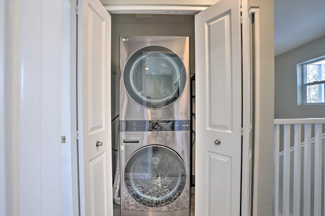 Chic Abode Walk To Bars And Restaurants! Apartment Boise