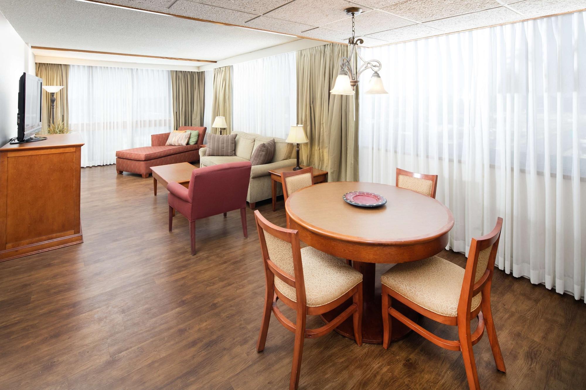 Hotel Red Lion Downtowner 3*