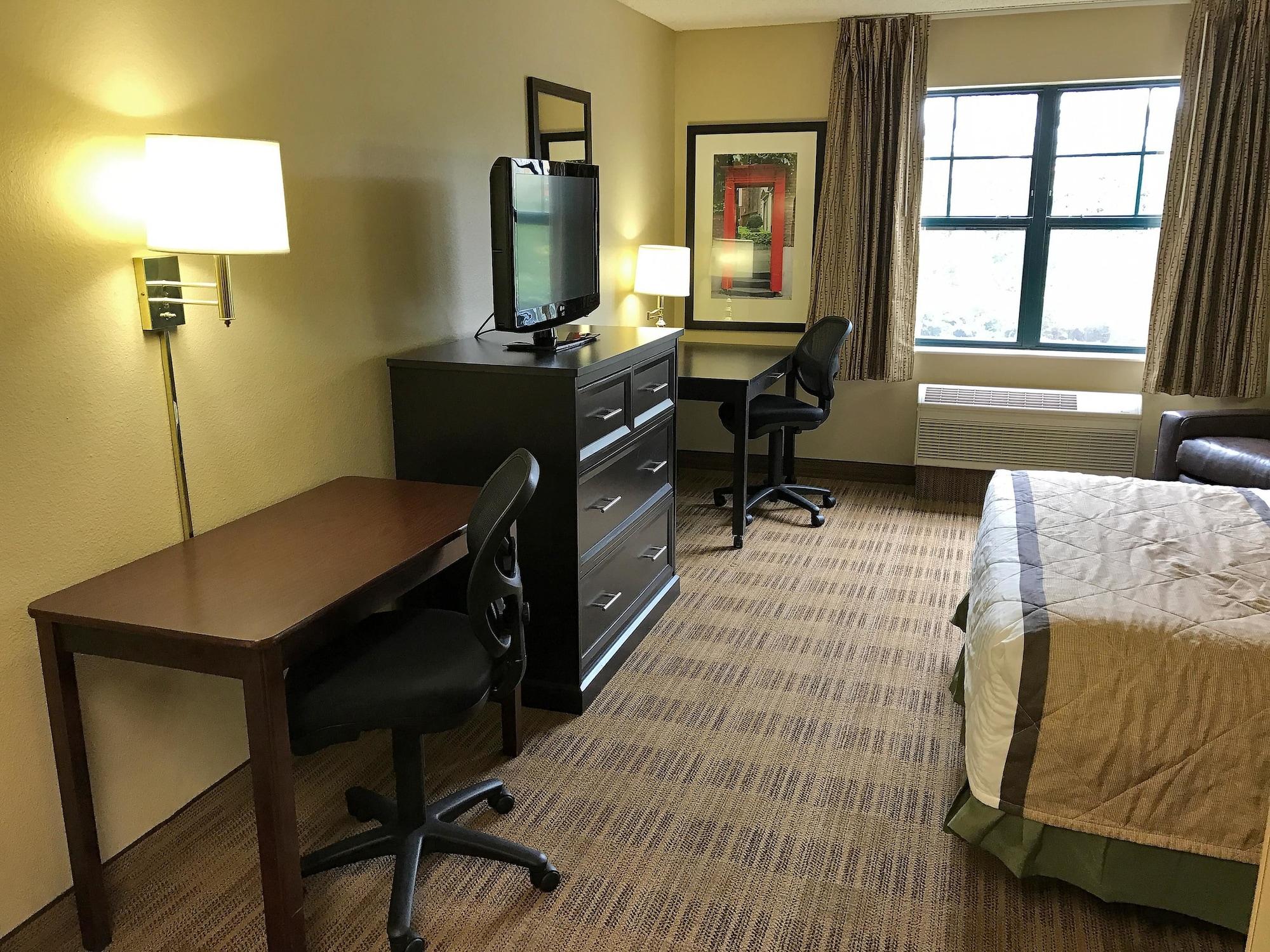 Extended America - - Airport Hotel 2*