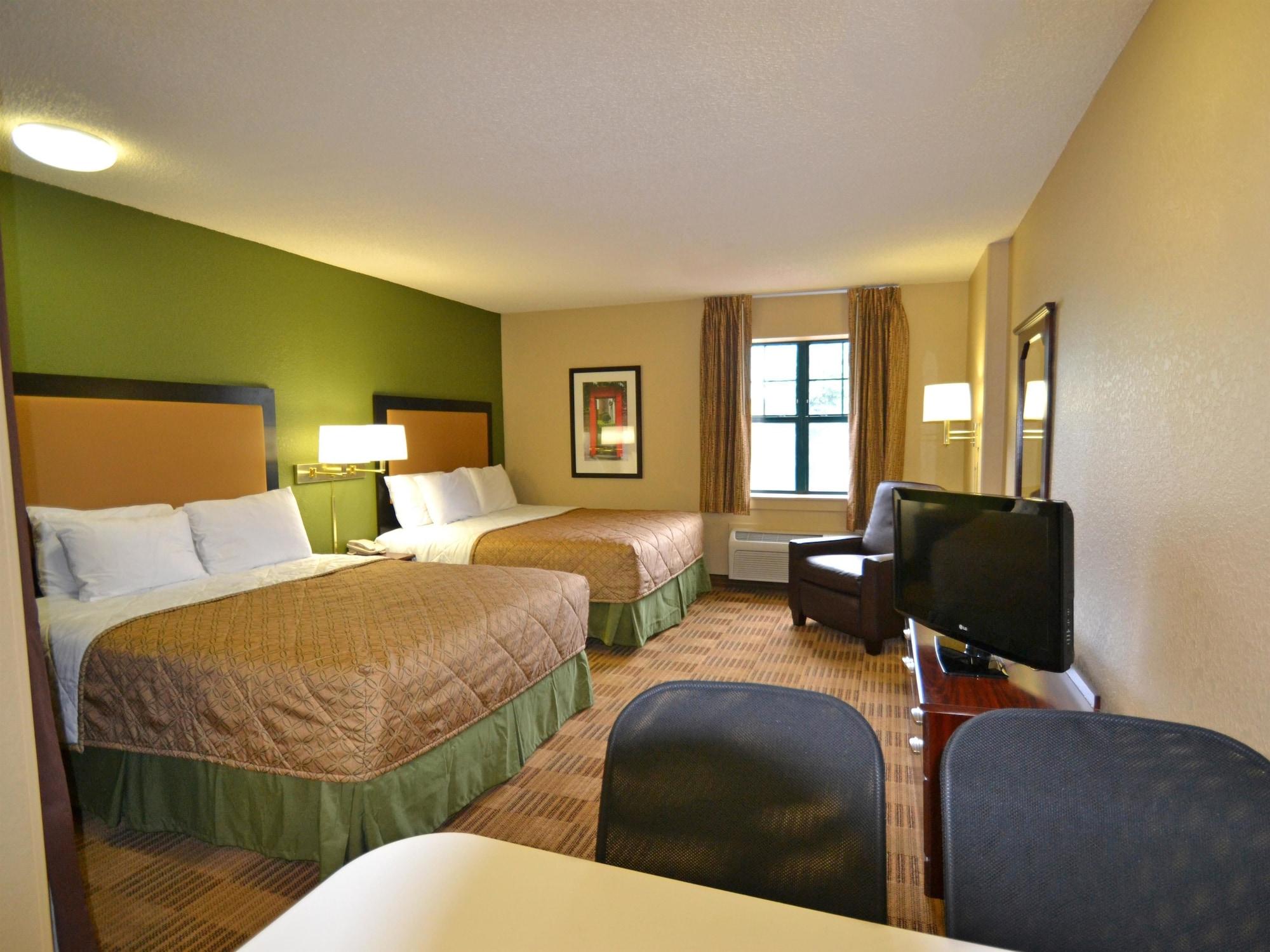 Extended America - - Airport Hotel