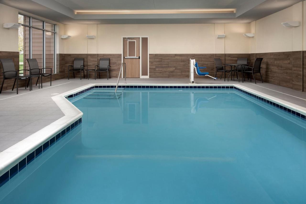 Fairfield & By Marriott West Hotel 3*