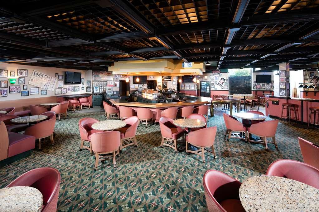 Red Lion Downtowner Hotel