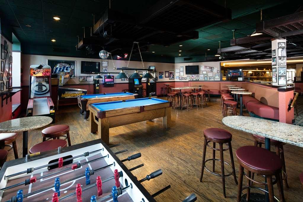 Red Lion Downtowner Hotel 3*