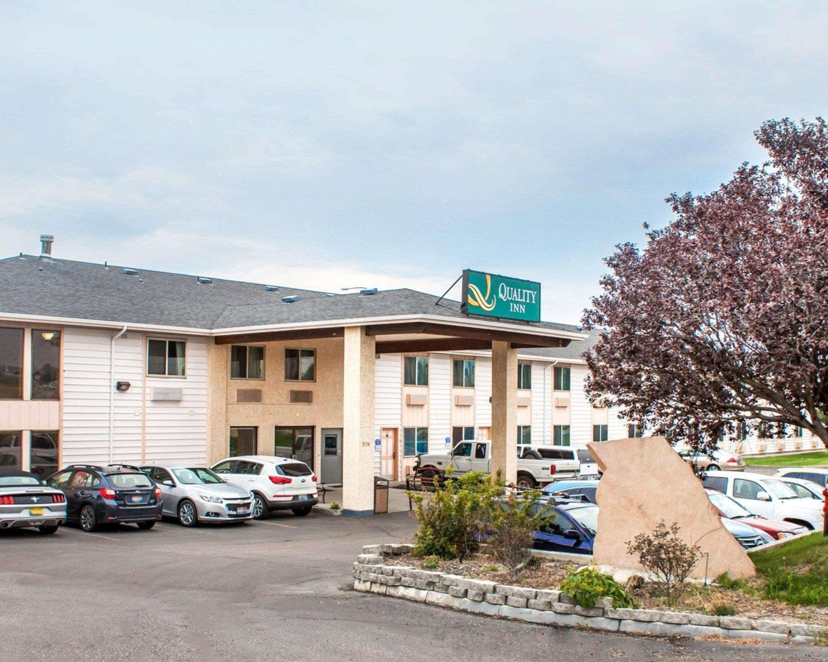 Quality Airport Inn 2*