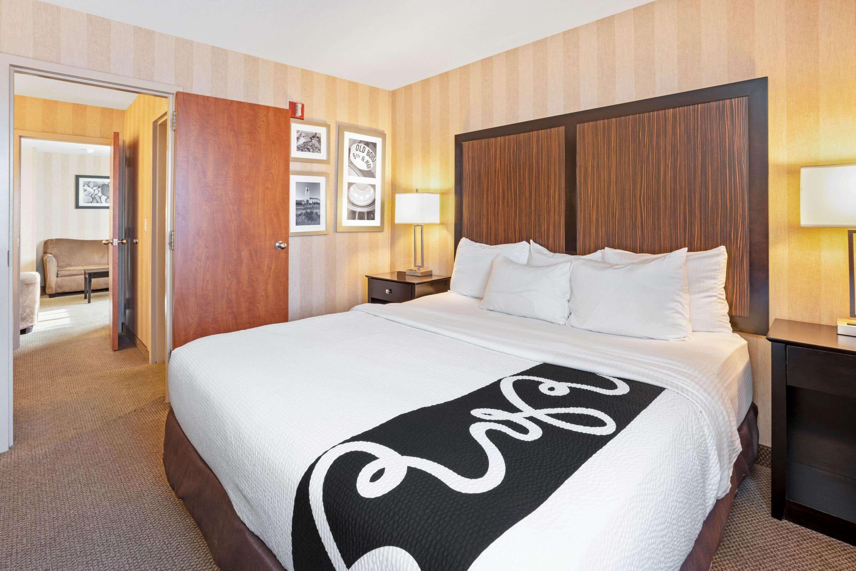 La Quinta By Wyndham Towne Square 2*