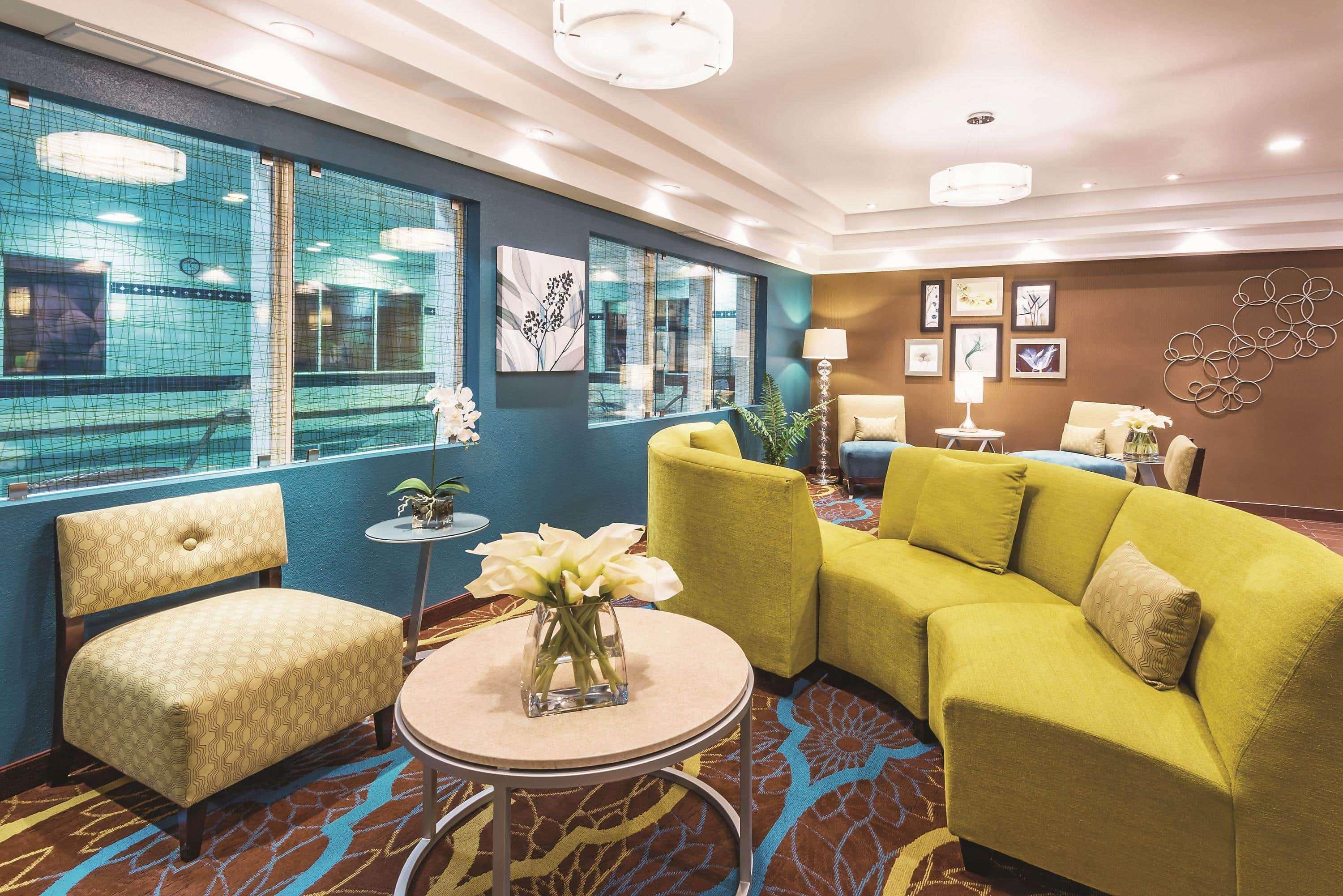 La Quinta By Wyndham Towne Square 2*