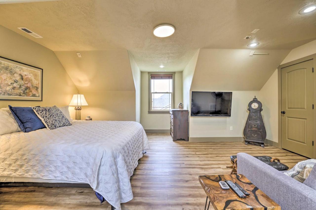 Holiday home 8 Mi To Bsu And Dtwn Family-friendly Boise