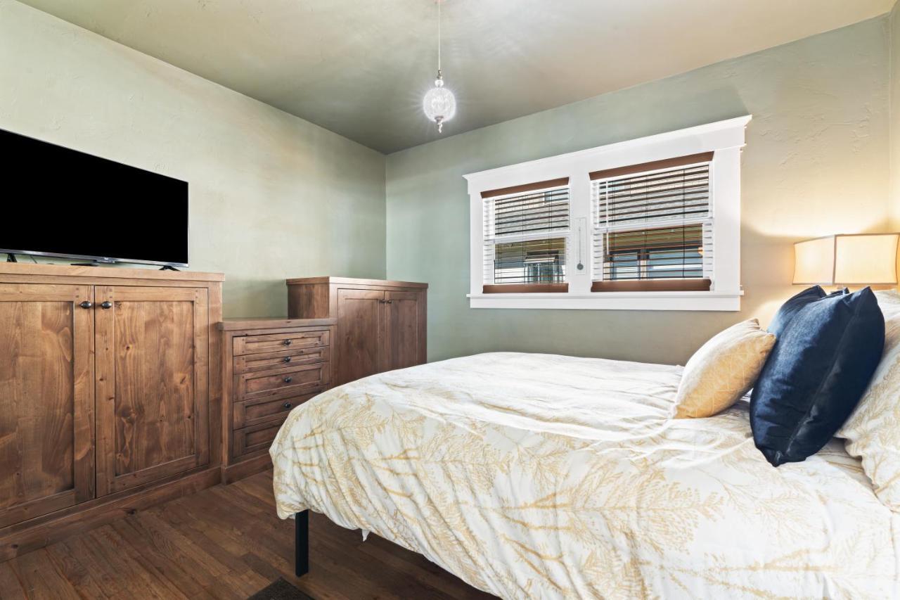The Gatsby: Heated Pool & In North End * Boise