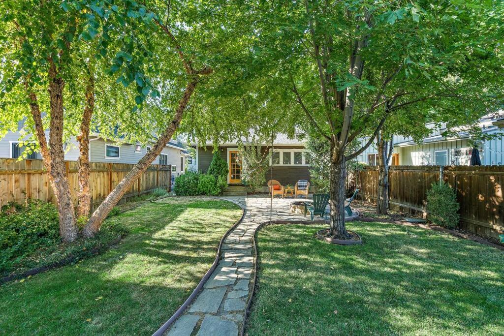 Historic Northend One Bedroom Near Foothills Holiday home *