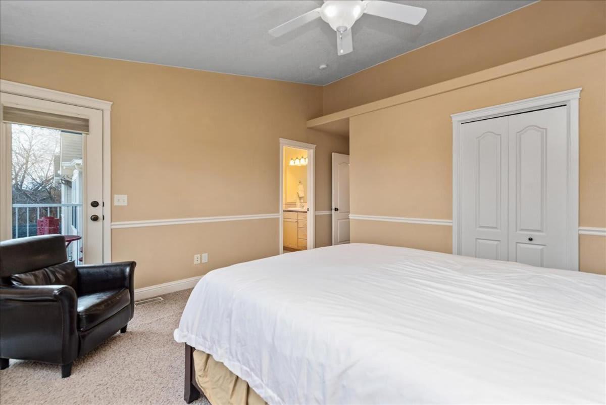 Holiday home Spacious 3 Story In The Foothills *