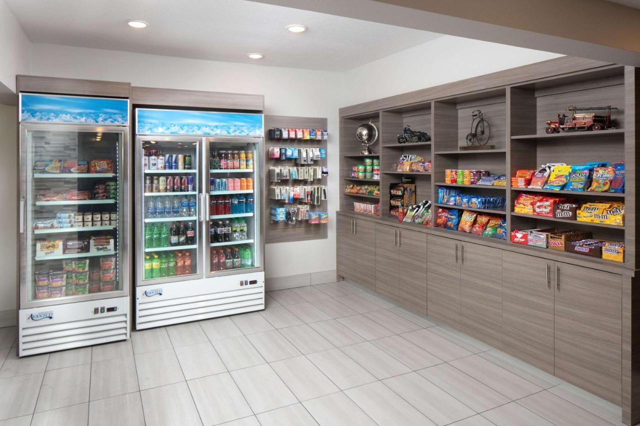 28 Airport, Ascend Collection 3* Boise