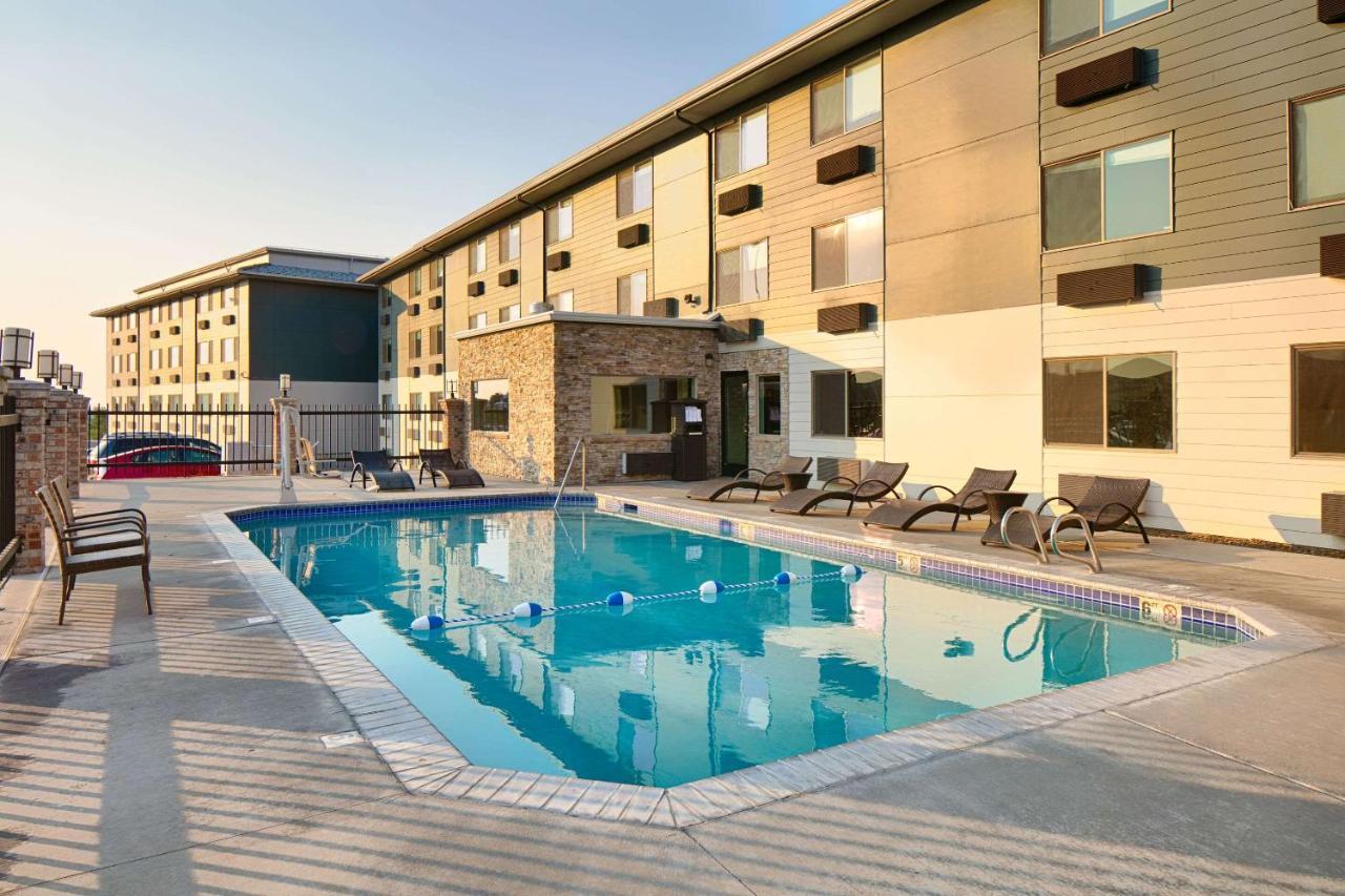 28 Airport, Ascend Collection Hotel Boise