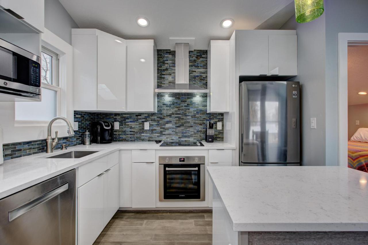 The Lilly Pad: Pet-friendly Hyde Park Retreat Apartment