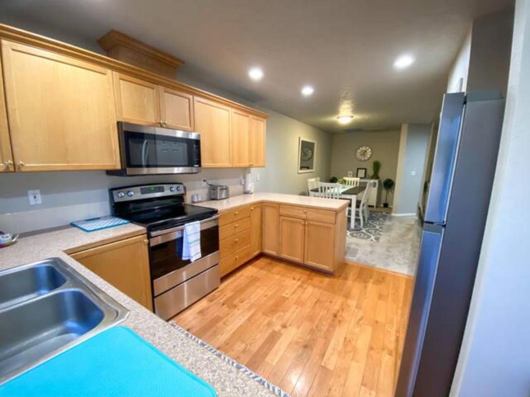 The Getaway Boise: Riverside Near Greenbelt & Bown Crossing Holiday home