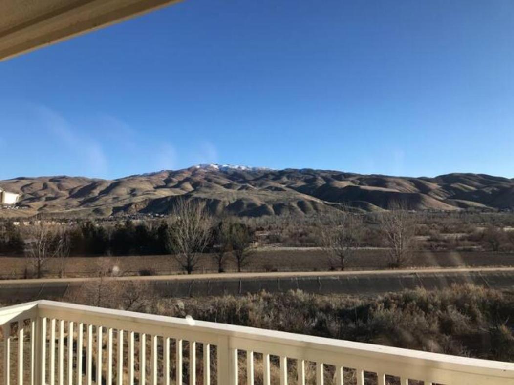 Mountain View Memories Gorgeous Views! 2 Story Pristine Close To Foothills, Trails, Table Rock, Greenbelt, Bown Crossing And Barber Park In Se