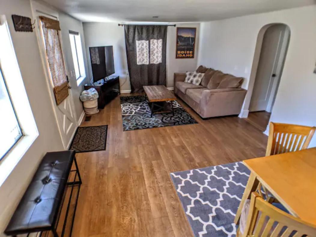 Holiday home Little Blue Bungalow: Pet-friendly Oasis Near Bsu And Downtown