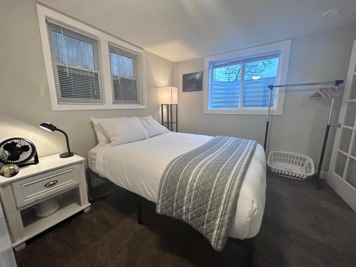 Heavenly Hideaway, The Tiny Apt There Ever Was! In Two Studio With Modern, New Bathroom Located In Boise's West End, Close To Shopping And Retail, 10 Minutes From Downtown Boise, You'll Find The Amenities Washer