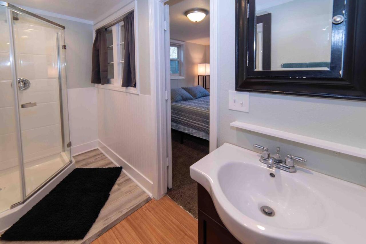 Heavenly Hideaway, The Tiny Apt There Ever Was! In Two Studio With Modern, New Bathroom Located In Boise's West End, Close To Shopping And Retail, 10 Minutes From Downtown Boise, You'll Find The Amenities Washer Apartment Boise