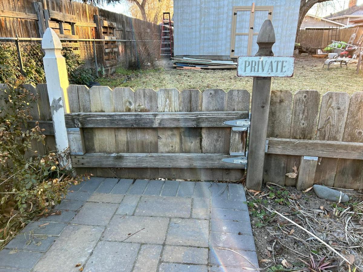 Apartment Heavenly Hideaway, The Tiny Apt There Ever Was! In Two Studio With Modern, New Bathroom Located In Boise's West End, Close To Shopping And Retail, 10 Minutes From Downtown Boise, You'll Find The Amenities Washer