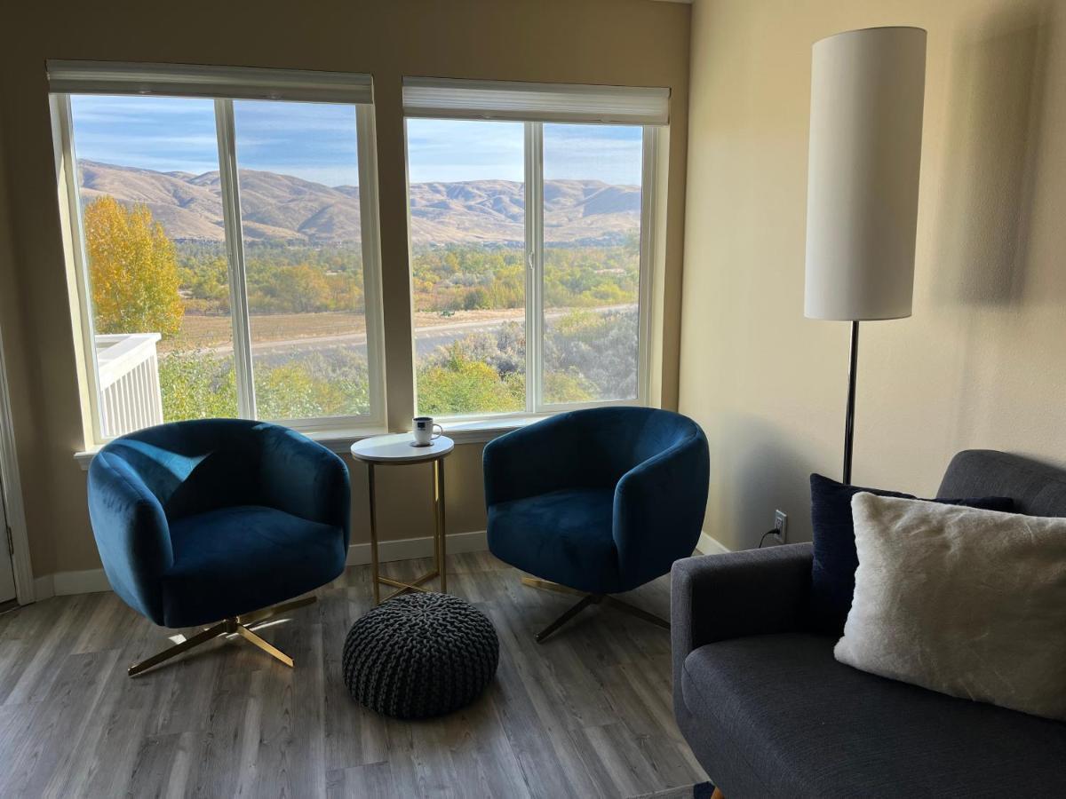 Mountain View Memories Gorgeous Views! 2 Story Pristine Close To Foothills, Trails, Table Rock, Greenbelt, Bown Crossing And Barber Park In Se *