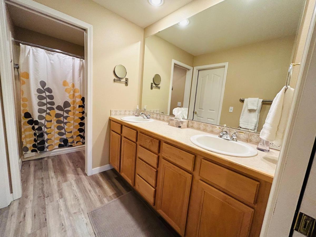 Mountain View Memories Gorgeous Views! 2 Story Pristine Close To Foothills, Trails, Table Rock, Greenbelt, Bown Crossing And Barber Park In Se Boise