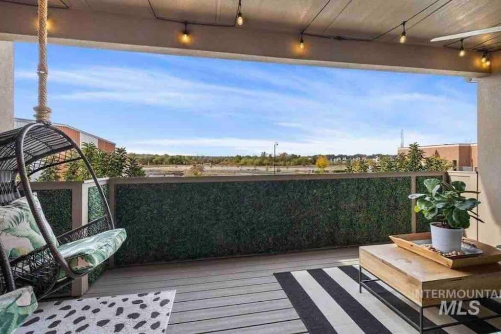 Holiday home Airport-balconynew Condo-se Boise-parks-hiking-pa