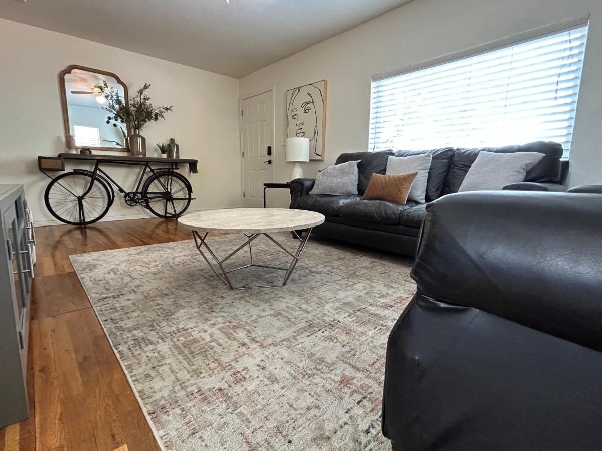 Holiday home Sweet Idahome: Cozy King Near Bsu & Downtown Boise