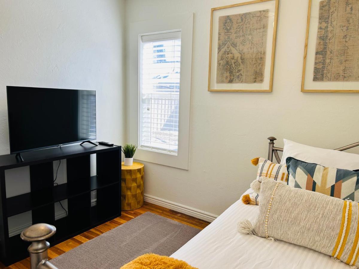 Sweet Idahome: Cozy King Near Bsu & Downtown Holiday home Boise